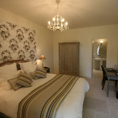 Chateau Les Oliviers De Salettes Hotel