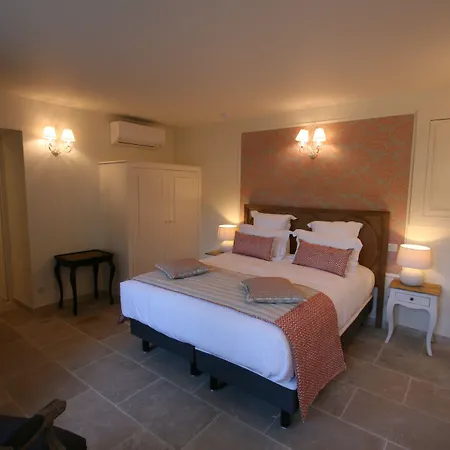 Chateau Les Oliviers De Salettes Hotel 5*