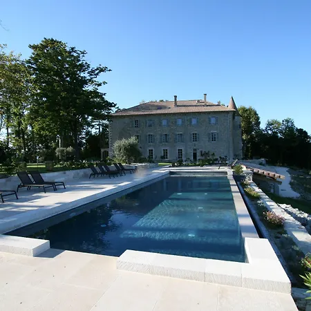 Chateau Les Oliviers De Salettes 5* Charols