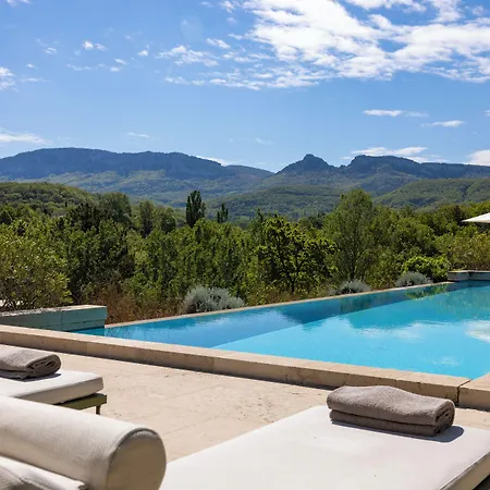 Chateau Les Oliviers De Salettes