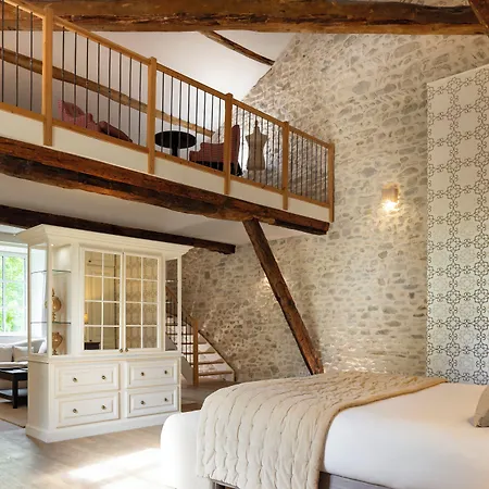 Hotel Chateau Les Oliviers De Salettes 5*