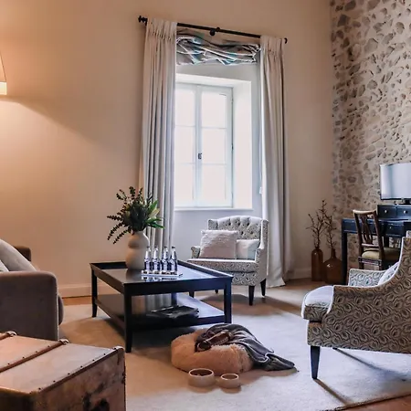 Hotel Chateau Les Oliviers De Salettes 5*