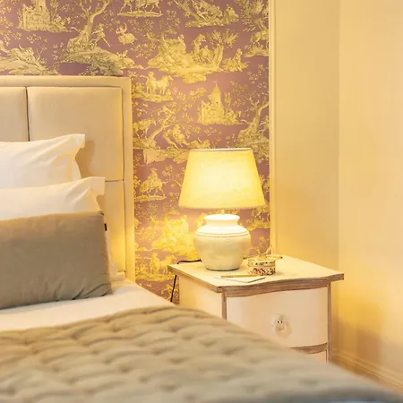 Chateau Les Oliviers De Salettes Hotel