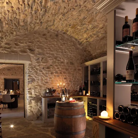 Chateau Les Oliviers De Salettes Hotel 5*